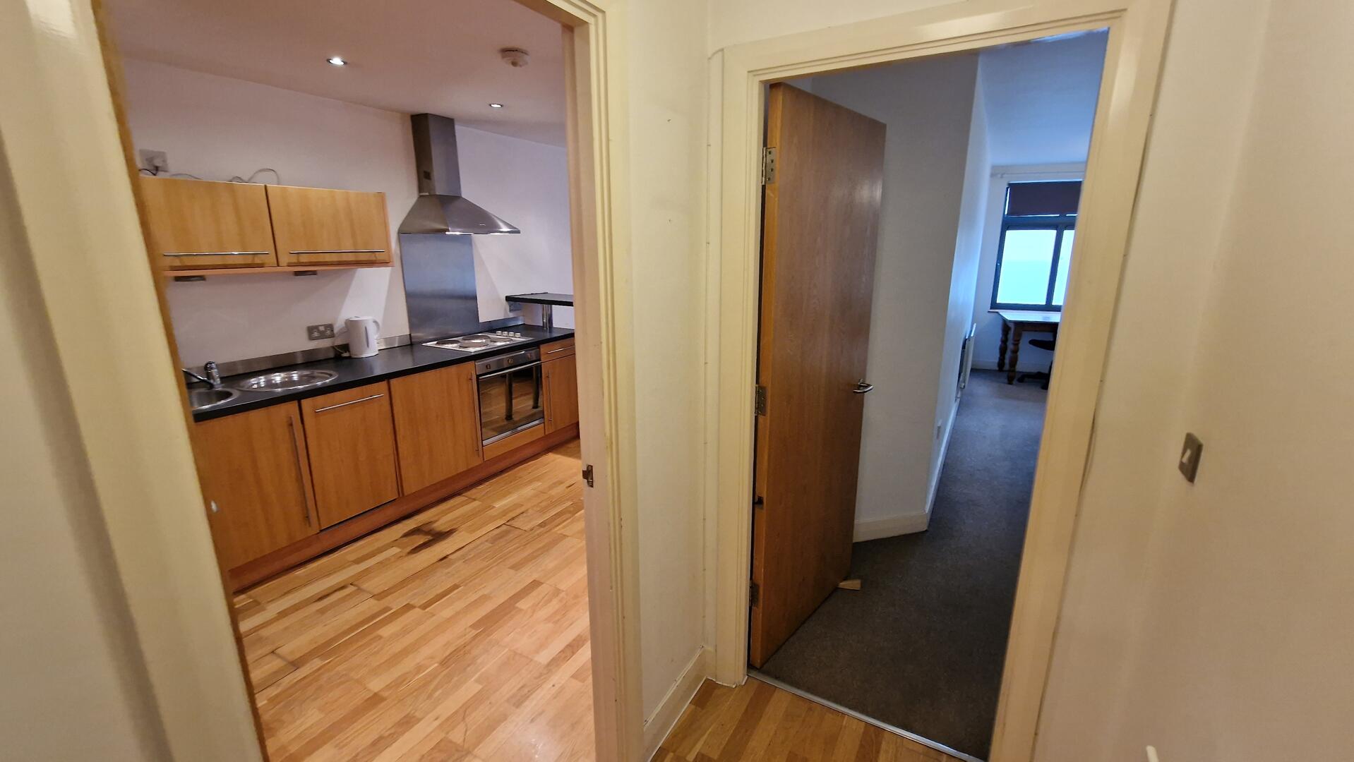 2 Lake House 66 Ellesmere Street Castlefield Locks